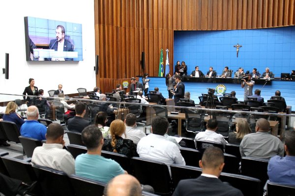 Além desse eventos, haverá atividades comuns do Parlamento: reunião semanal da Comissão de Constituição, Justiça e Redação (CCJR) às 8h de quarta-feira; e sessões ordinárias a partir das 9h de terça, quarta e quinta-feira