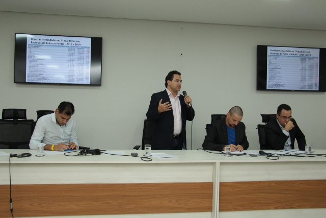 Pedrossian Neto particiou de audiência pública na Câmara Municipal