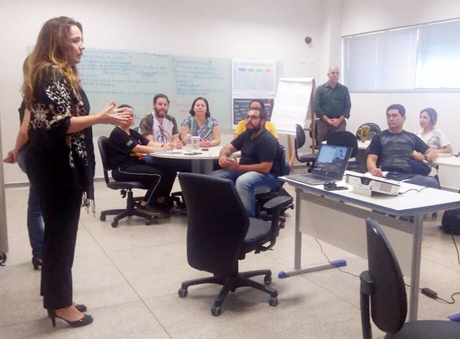 A formação trabalhou a metodologia “Arquitetura Pedagógica Transformação”, que norteará a implantação do Novo Ensino Médio com itinerário formativo em Ciências da Natureza