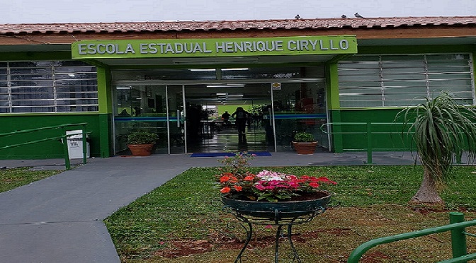 Com quase cinquenta anos de história, a unidade escolar recebeu uma reforma geral neste ano e agora conta com salas de aula, corredores e áreas de recreação revitalizadas, com ênfase para a quadra poliesportiva