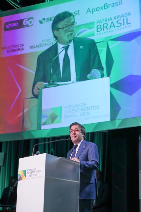 Presidente do Banco Interamericano de Desenvolvimento, Luis Alberto Moreno, assinou com Ministério da Justiça e BNDES memorando para investimentos em segurança