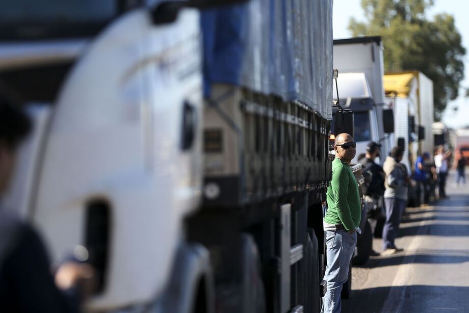 O governo federal, caminhoneiros e representantes do setor de transporte rodoviário de cargas discutiram, durante o 34º Fórum Permanente para o Transporte Rodoviário de Cargas (TRC), possibilidades de abertura de novas linhas de crédito para manutenção d