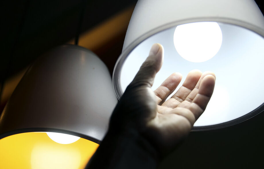 Com as bandeiras, a conta de luz ficou mais transparente e o consumidor tem a melhor informação, para usar a energia elétrica de forma mais eficiente, sem desperdícios