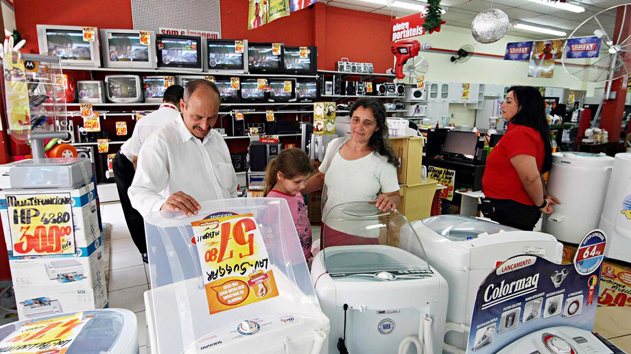 A Intenção de Consumo das Famílias (ICF) de Campo Grande alcançou a zona positiva no mês de outubro, conforme mostra pesquisa da Confederação Nacional do Comércio de Bens, Serviços e Turismo (CNC)