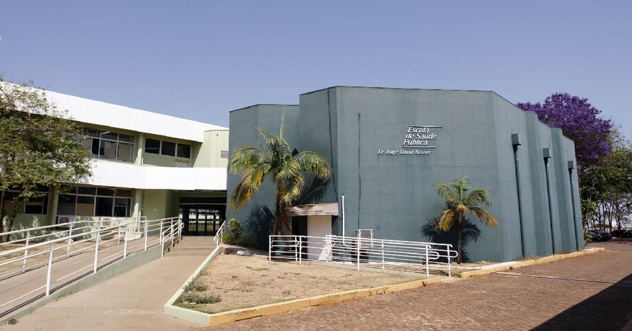A de Estado de Saúde de Mato Grosso do Sul em parceria com a Secretaria Municipal de Saúde (Sesau), realizam o “I Seminário Regional de Saúde Bucal” nos dias 21 e 22 de Outubro de 2019 para os os Cirurgiões Dentistas da Rede Pública de Campo Grande