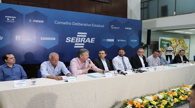 O anúncio com os novos limites de crédito do FCO, que beneficiam micro e pequenas empresas, foi feito na reunião do Conselho Deliberativo do Sebrae
