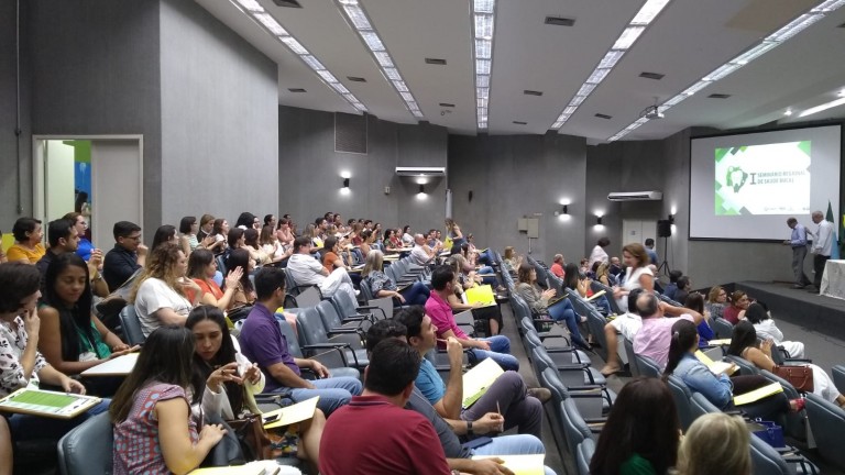 O encontro que acontece hoje (21) e amanhã (22) no auditório da Escola de Saúde Pública (ESP)