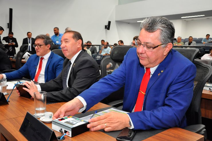 Apreciação das propostas ocorre no Plenário Deputado Júlio Maia