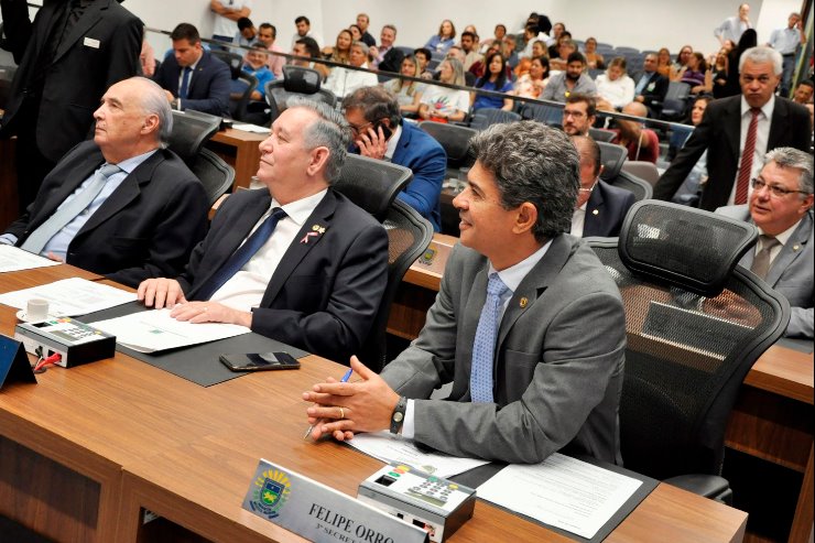 Homenagem faz parte da comemoração aos 40 anos do Parlamento Sul-mato-grossense
