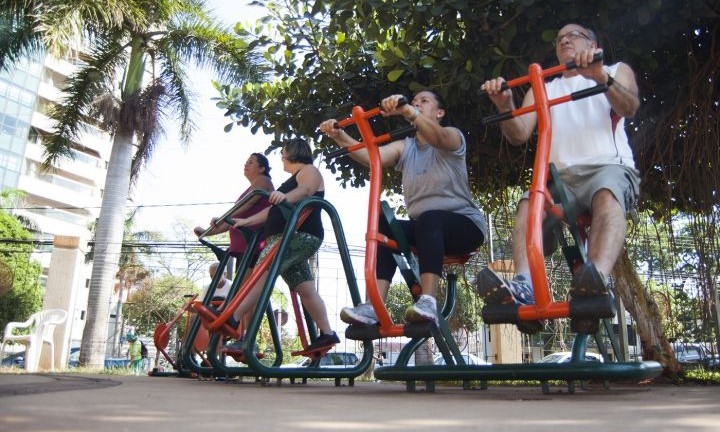 Moradores do bairro Santa Emília terão mais motivos para se movimentar com a entrega da academia ao ar livre na região