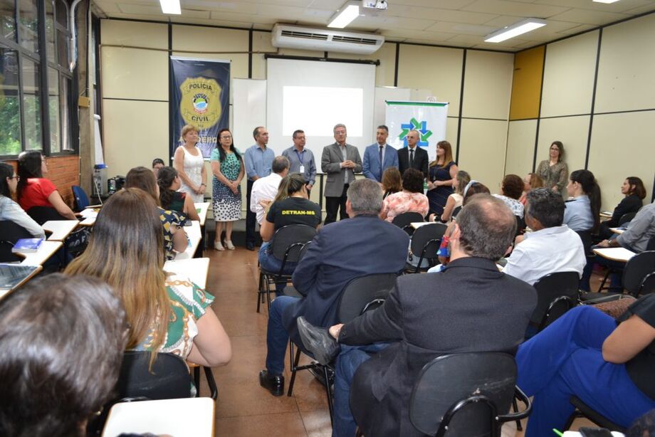 A Escolagov lançou nesta terça-feira (28) a primeira pós-graduação direcionada exclusivamente a servidores públicos estaduais