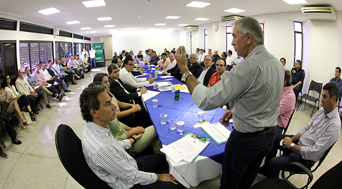 Por meio do programa Governo Presente, toda a estrutura da administração estadual se muda para o interior por dois dias e, ao lado dos secretários estaduais