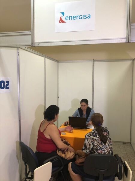 As empresas interessadas em oferecer aos seus clientes oportunidades diferenciadas de negociação de débitos devem procurar a Associação Comercial