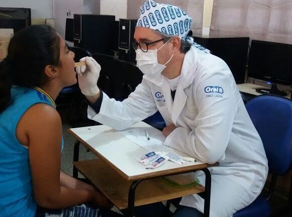 No “Dia D de Combate ao Câncer de Boca, houve o atendimento em 145 pacientes na Praça Ary Coelho