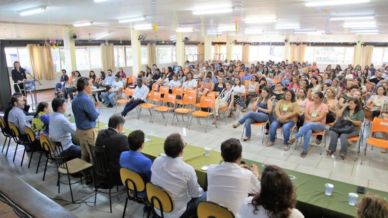 Na abertura do encontro, o prefeito Marquinhos Trad destacou a importância desse momento para que todos os atores envolvidos na assistência social possam somar