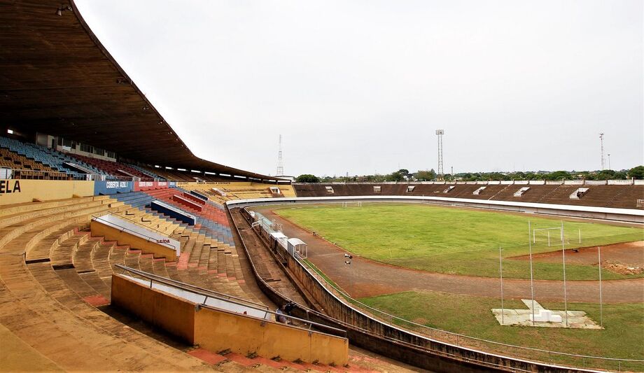 “Vamos transformar o Morenão em um grande templo de eventos”, disse Carlos Alberto Assis