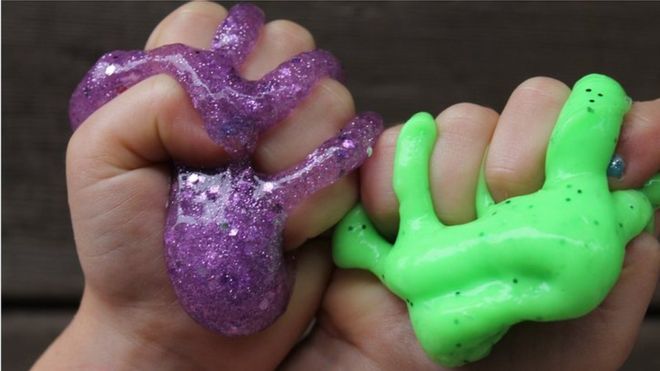 O uso na fabricação do slime serve para dar liga e elasticidade ao produto