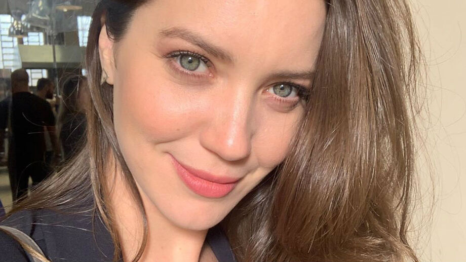 A atriz Nathalia Dill