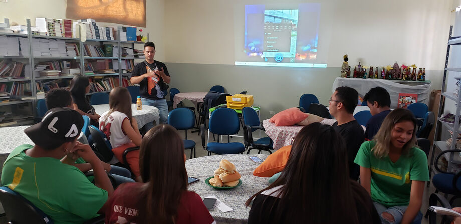 Os alunos vão produzir, como resultado, fotografias que buscam valorizar a memória coletiva da cidade