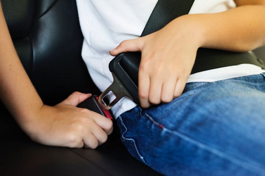 O objetivo é que esses profissionais atuem no dia a dia como multiplicadores da consciência sobre a utilização correta do cinto por parte dos passageiros
