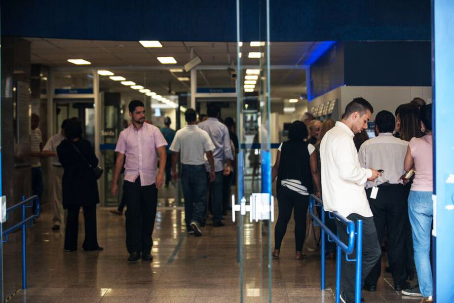 Segundo a Caixa, as condições variam de acordo com as características do contrato e o tipo de operação