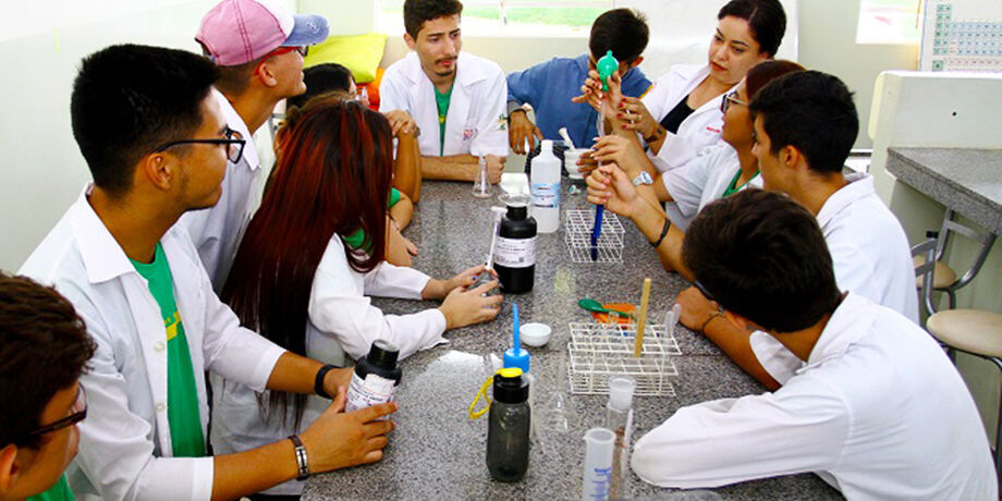 O protagonismo dos estudantes da Rede Estadual de Ensino (REE) em projetos voltados para diversas áreas e também em trabalhos que beneficiam o cotidiano das escolas é motivo de orgulho para o Estado