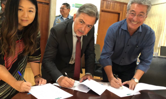 Na mesma linha, o secretário de Estado de Administração e Desburocratização (SAD), Roberto Hashioka, também avalia que a integração entre as secretarias otimiza os serviços prestados à população de todo o vale do Ivinhema.