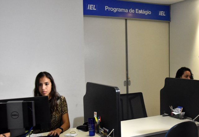 Estudante pode fazer cadastro por e-mail