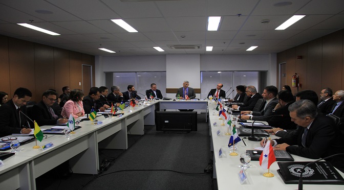 Além disso, os dirigentes também trataram de temas envolvendo investimentos federais nas forças estaduais de segurança e estratégias que poderão aperfeiçoar o combate ao tráfico de drogas.