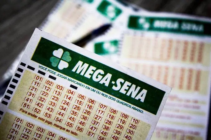 Apostas podem ser feitas até 19h do dia do sorteio em lotéricas ou pela internet. Valor da aposta mínima é de R$ 4,50.