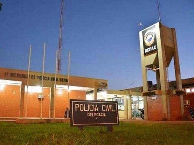 Ao sair, os assaltantes pegaram a chave para abrir o portão social e, ao devolver a chave, pediram desculpas