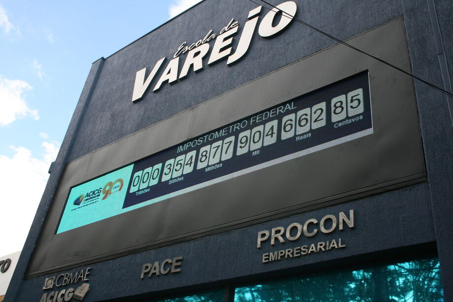 Serão 12 horas de conteúdo e os participantes aprenderão sobre análise de crédito