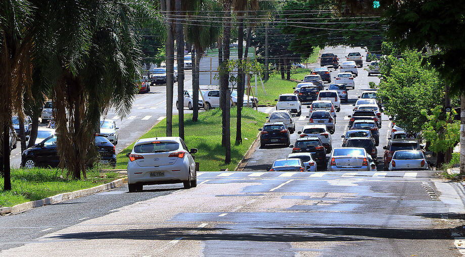 O anúncio da revitalização da Avenida Mato Grosso, feito nesta semana pelo governador Reinaldo Azambuja, agradou motoristas e motociclistas de Campo Grande.