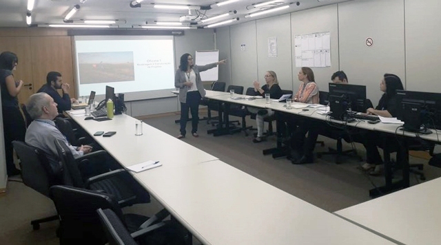Oficina agrometeorologia realizada durante evento do Mapa