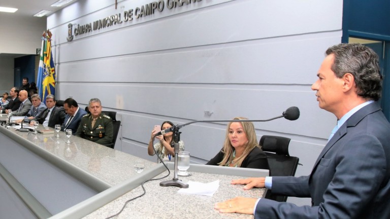 O prefeito Marquinhos Trad participou na manhã desta segunda-feira (3) da sessão solene de abertura da 4ª Sessão Legislativa