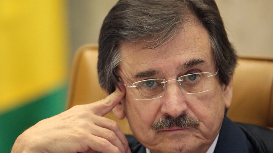 Em audiência pública da comissão que analisa a prisão após condenação em segunda instância (PEC 199/19) na Câmara dos Deputados nesta quarta-feira (5) o ex-presidente do Supremo Tribunal Federal Cezar Peluso destacou os recursos judiciais