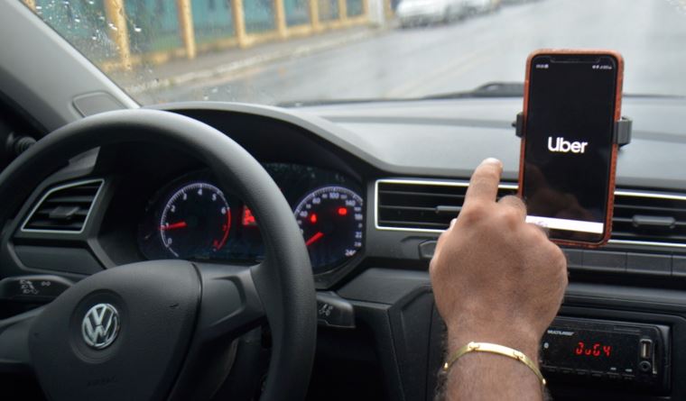Para o TST, elementos constantes dos autos revelam a inexistência do vínculo, tendo em vista que a autonomia do motorista no desempenho das atividades descaracteriza a subordinação
