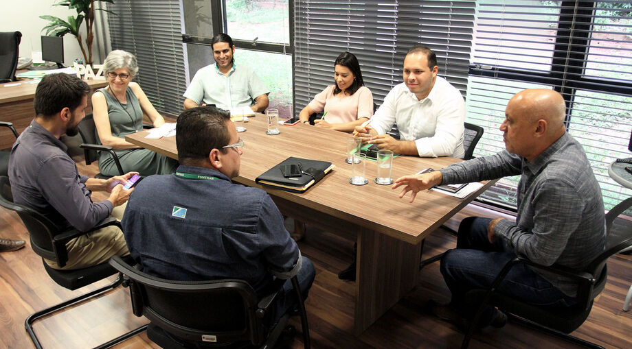 A primeira reunião, realizada nesta quarta-feira (5.2), foi capitaneada pelo secretário especial de Gestão Política da Capital, Carlos Alberto de Assis