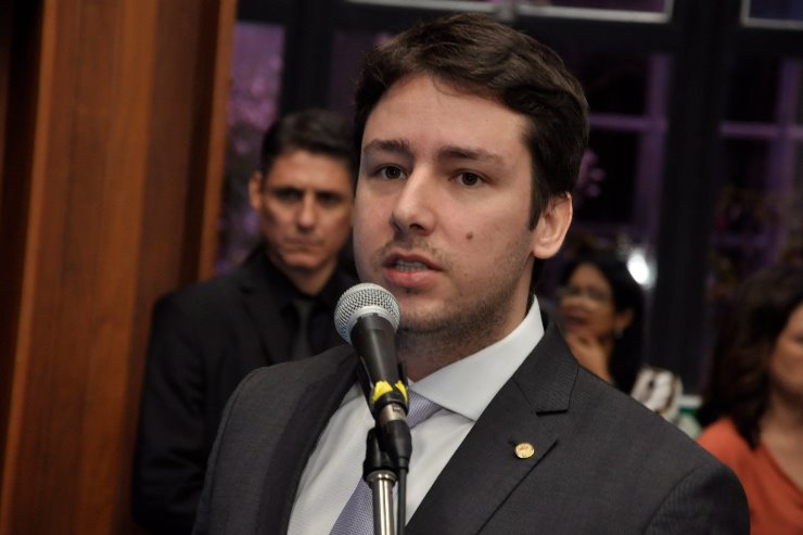 Deputado João Henrique é autor de projeto, previsto para ser votado na sessão desta quinta-feira