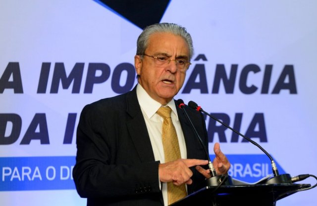 Presidente da CNI, Robson Braga de Andrade