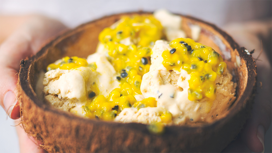 Sorvete de maracujá é uma das receitas da nossa lista