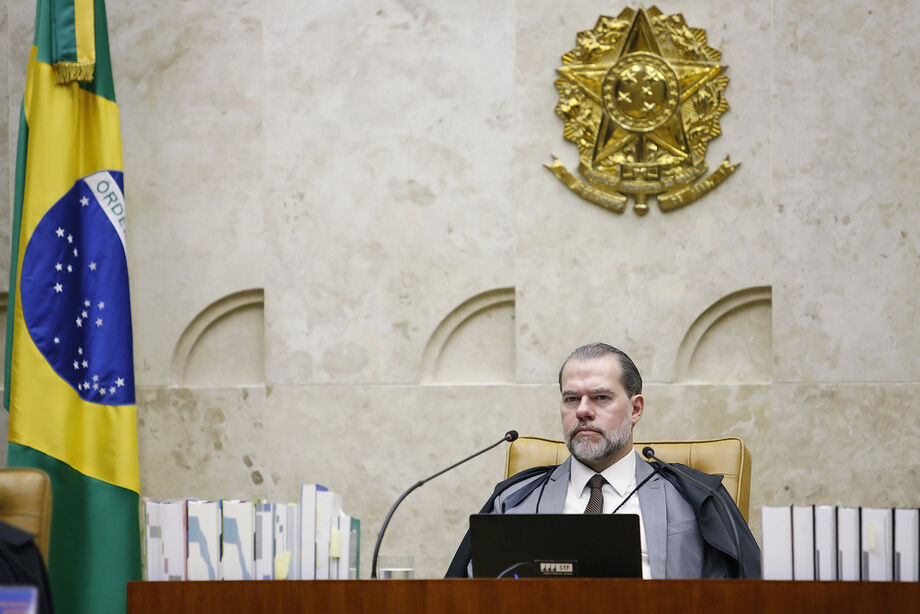 Ministro Dias Toffoli também preside o CNJ e participa da entrega de reforma da Escola Estadual Lino Villachá