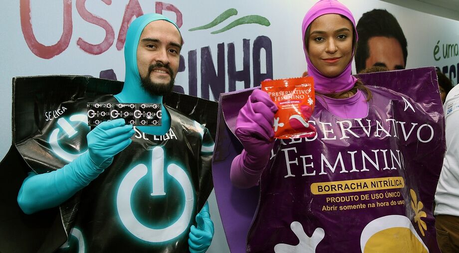 O uso da camisinha é considerado pelos especialistas como método contraceptivo mais eficiente de prevenção de ISTs e de gravidez indesejada