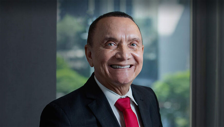 Oclécio Assunção - Especialista em Direito do Trabalho pela universidade de Direito da UNAES. Pós-graduado em Direito do Trabalho pelo Centro Universitário das Faculdades Metropolitanas Unidas – FMU São Paulo. Curso de Direito Jurídico do Mercosul pela UF