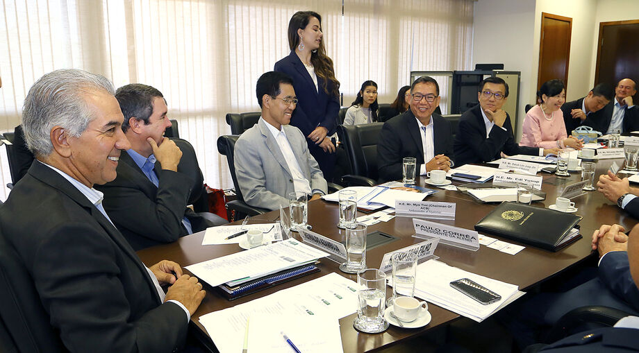 A visita a Mato Grosso do Sul surgiu de uma visita diplomática ao senador Nelsinho Trad, que é presidente da Comissão de Relações Exteriores.