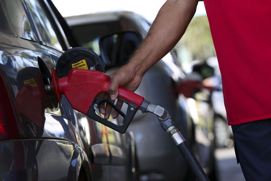 Décio Oddone, afirmou que não existe indicação de anormalidade no abastecimento de combustíveis por conta da greve dos petroleiros