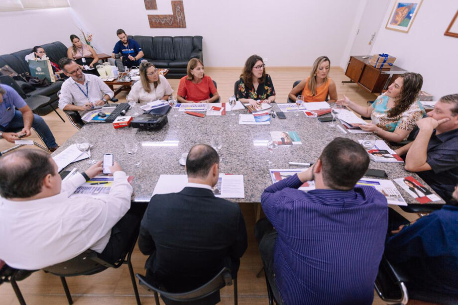 Miriam del Castillo (Universidad de Nebrija), Mariana Zauith (Reitora da Unigran Capital), Rosa Maria D' Amato De Déa (Reitora UNIGRAN) e Cleo Costa, gestora do polo da Unigran Madrid
