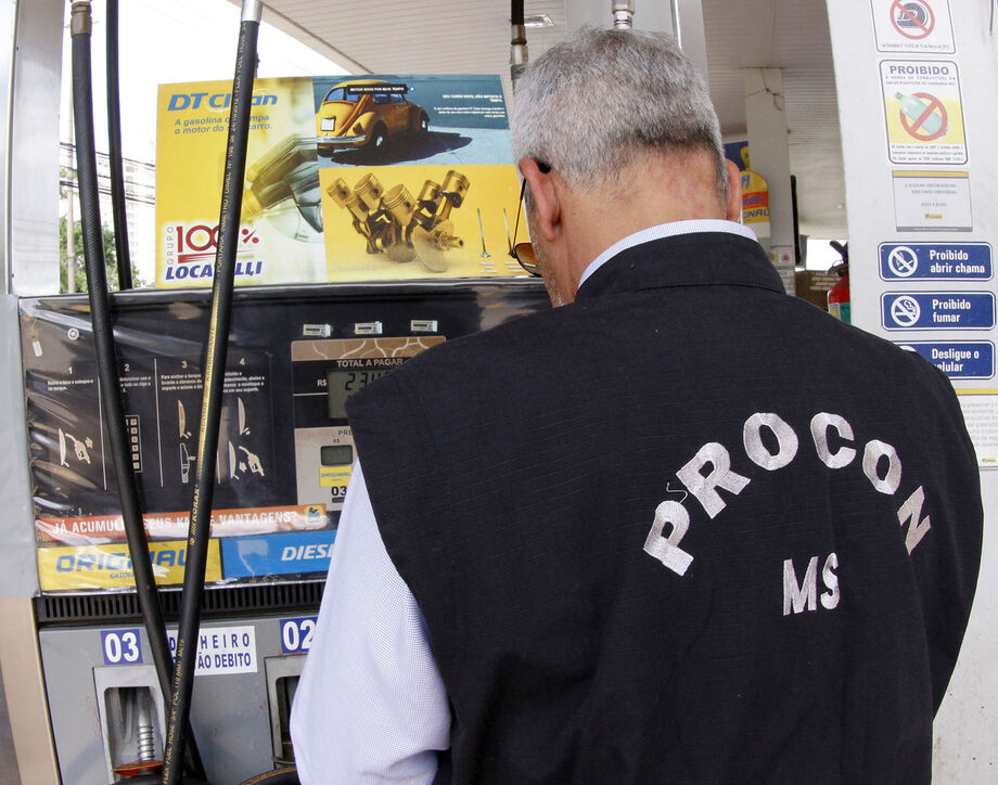 Na presença de equipe do Procon Estadual, responsáveis pelo estabelecimento se comprometeram a reduzir os preços abaixo do que já haviam praticado