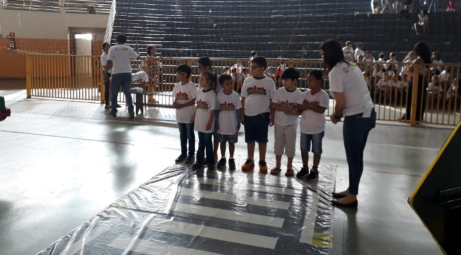 Com informações sobre o trânsito através de brincadeiras, somente no ano passado o Detranzinho atendeu mais de 9 mil alunos no programa