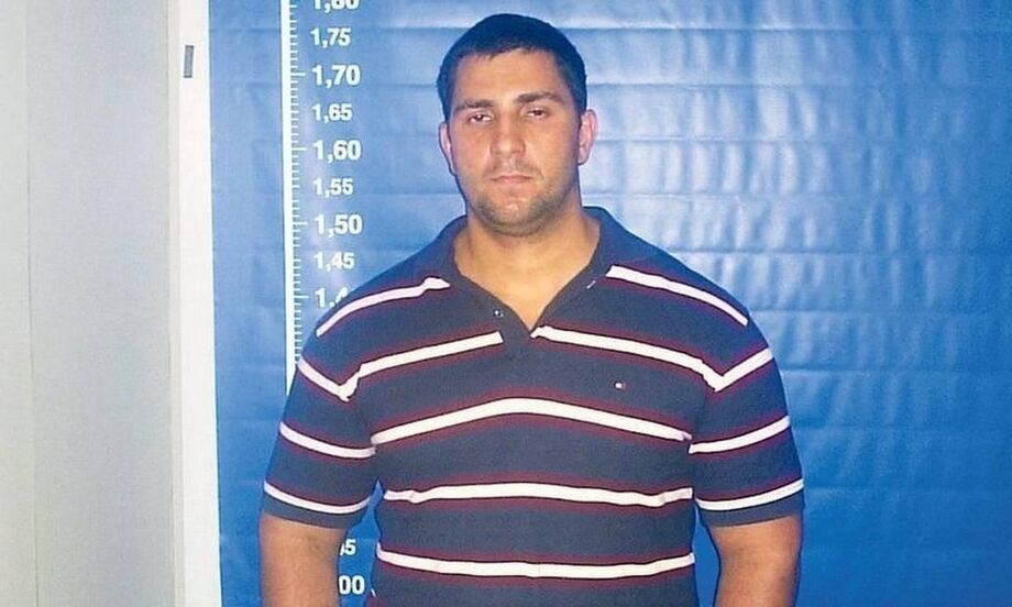 Nóbrega era investigado por diversos crimes, e procurado pela Polícia Civil do Rio de Janeiro. Ele também era procurado pelo envolvimento nas mortes da vereadora Marielle Franco e do seu motorista Anderson Franco, em março de 2018
